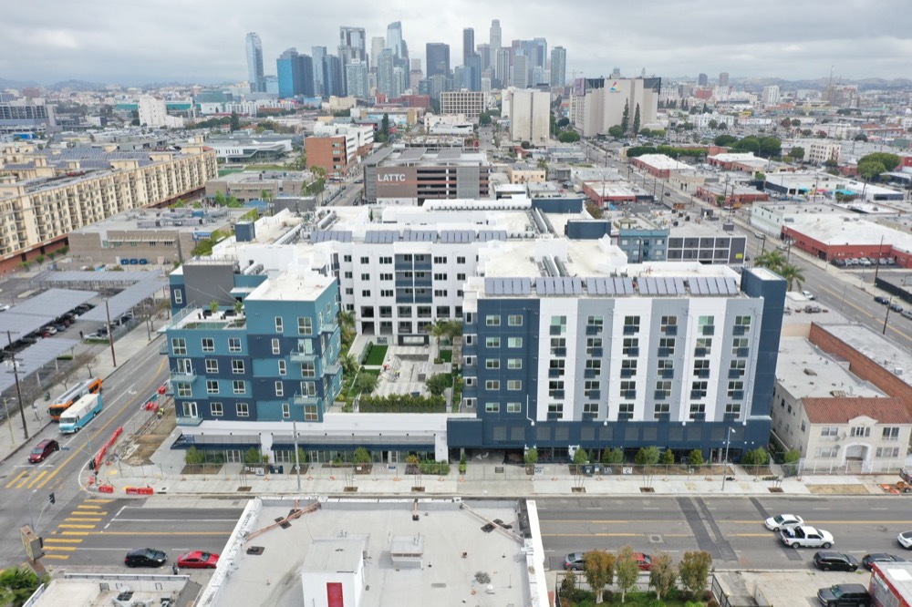 Mixed-use apartment property in Los Angeles